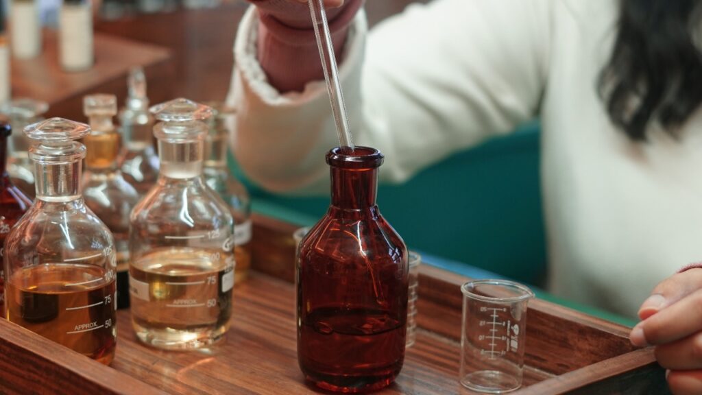 هنر عطرسازی و ترکیبات عطر