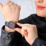 ساعت طرح رمانسون زنونه چرم نمای روی دست