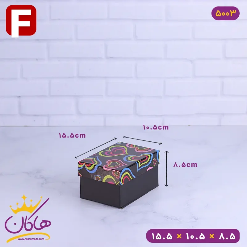 جعبه هدیه مشکی قلب رنگی سایز F