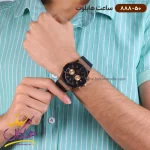 ساعت هابلوت مردانه بند رابر مشکی کرنوگراف اندکس رزگلد 888/50 نمای روی دست مدل