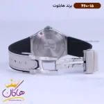 ساعت هابلوت زنانه بند جیر طوسی قاب نگین دار 460/15 نمای باز قفل
