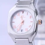 نمای نزدیک ساعت مچی سولیدا زنانه فلزی صفحه مربع نقره ای L 6123/10