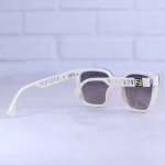 دسته عینک آفتابی فندی زنانه فریم مربع سفید P 2320/3