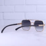 دسته عینک آفتابی مردانه کارتیر فریم مربع دسته چوبی 2A770/2