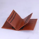 نمای باز کیف جاکارتی چهار برگ چرم چرمسال کد 012 عسلی