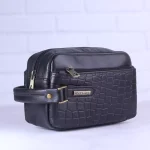 نمای کنار کیف دوشی چرم چرمسال طرح پوست مار مشکی B 941/1