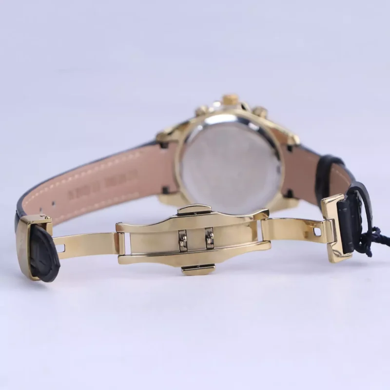 نمای باز قفل ساعت عقربه ای الگانس زنانه بند چرم مشکی قاب طلایی L 1246/7