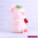 عروسک خوک صورتی گل به دست