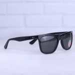 عدسی عینک آفتابی ری بن فراری فریم مستطیل مشکی RB 4413-M/1