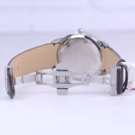 نمای باز ساعت مچی رومانسون مردانه بند چرم مشکی قاب نقره ای G1534/2
