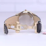 نمای باز ساعت مچی رومانسون مردانه بند چرم مشکی قاب طلایی G1534/4