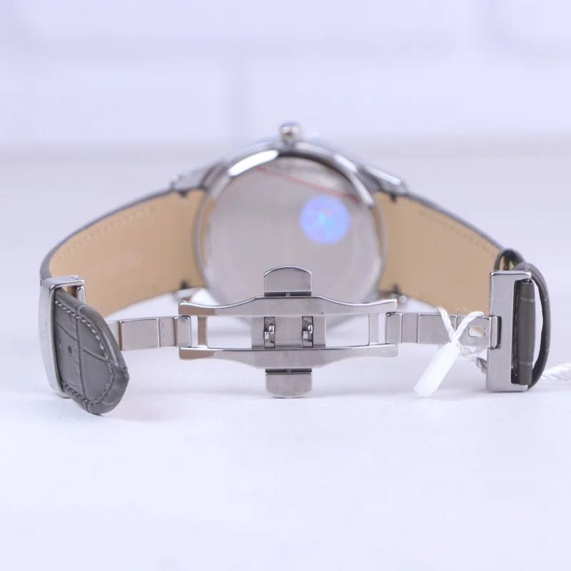 ساعت مچی رومانسون مردانه بند چرم طوسی قاب نقره ای G1534/5 2 نمای باز ساعت مچی رومانسون مردانه بند چرم طوسی قاب نقره ای G1534/5