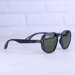 عینک آفتابی ری بن فراری فریم سرمه ای عدسی سبز RB 3674/7 - Image 3